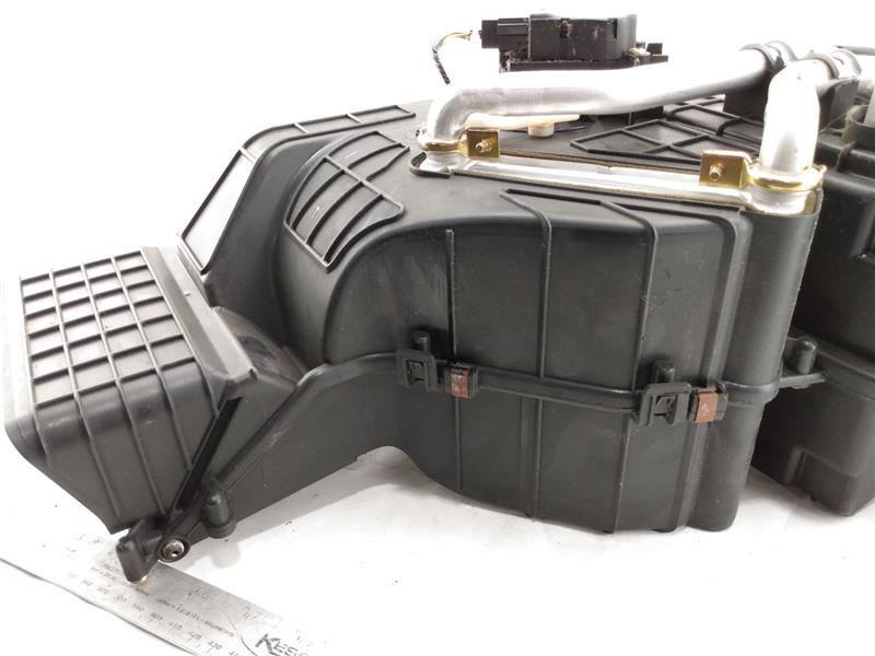 Land Rover LR3 Rear AC Heater Box Assembly