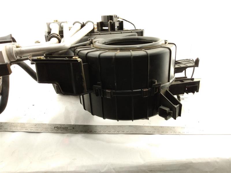 Land Rover LR3 Rear AC Heater Box Assembly