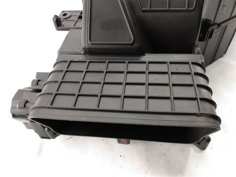 Land Rover LR3 Rear AC Heater Box Assembly