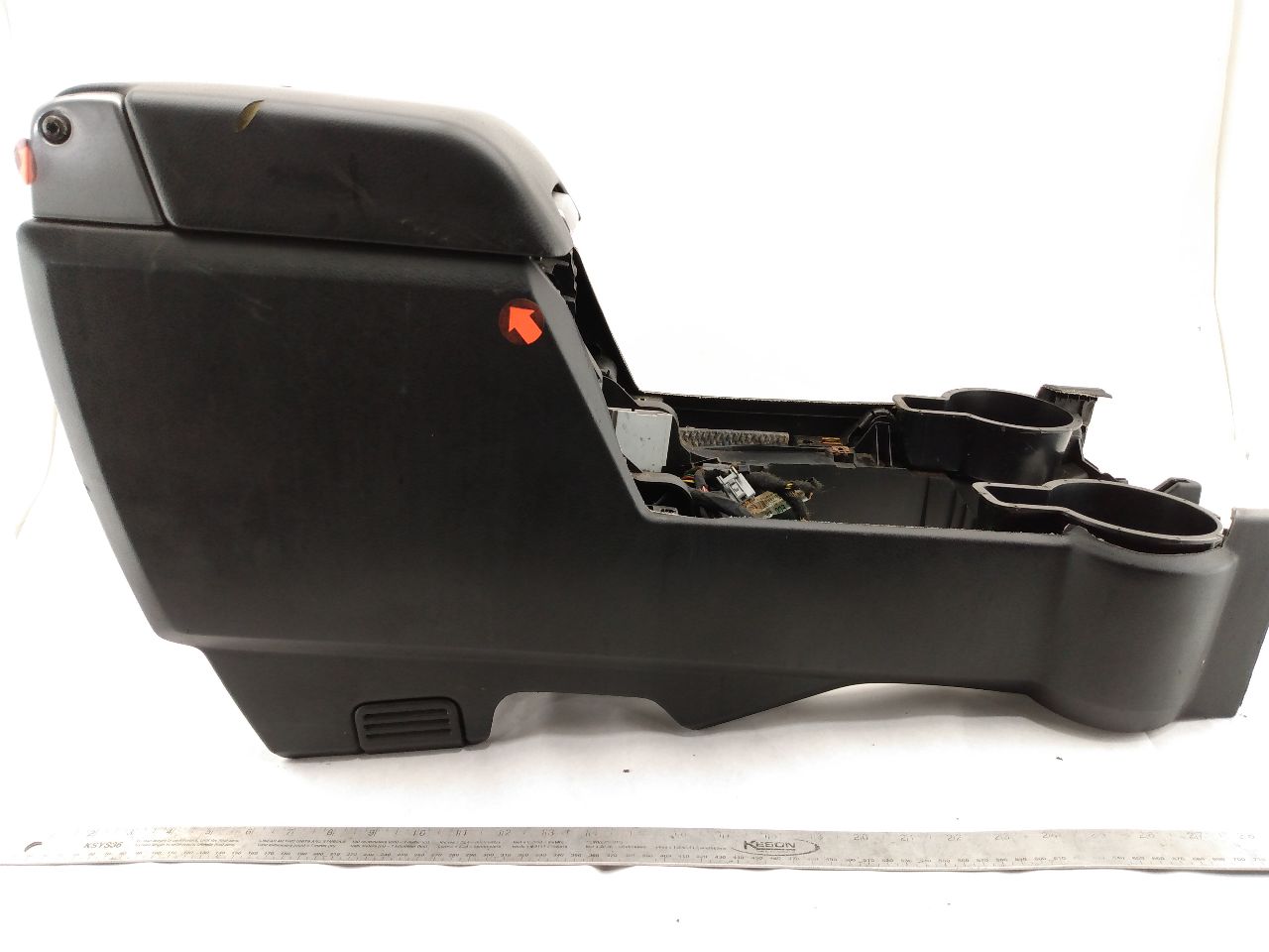 Land Rover LR3 Center Console Body