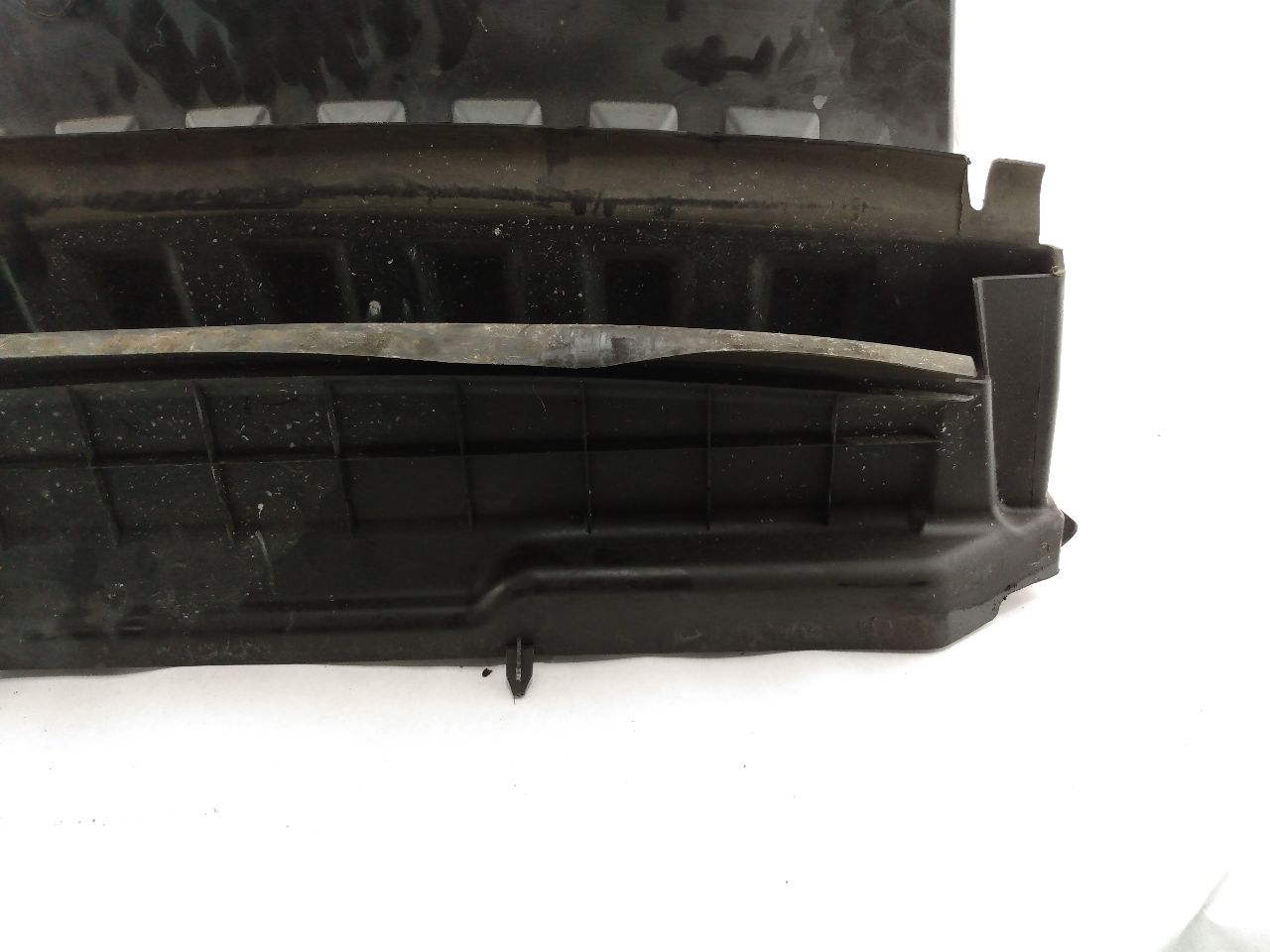 Land Rover LR3 Front Air Deflector