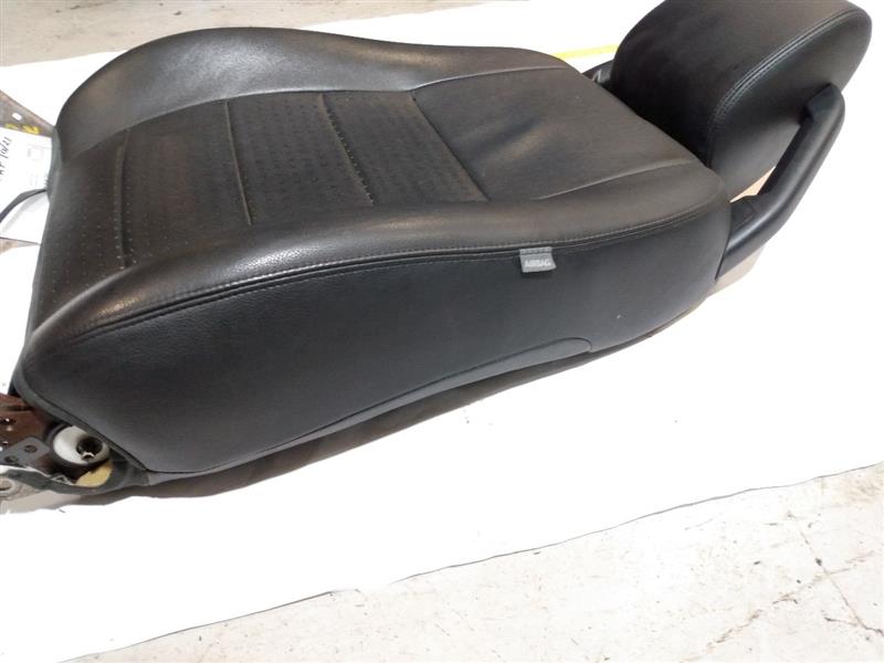 Land Rover LR3 Left Front Seat Back Cushion