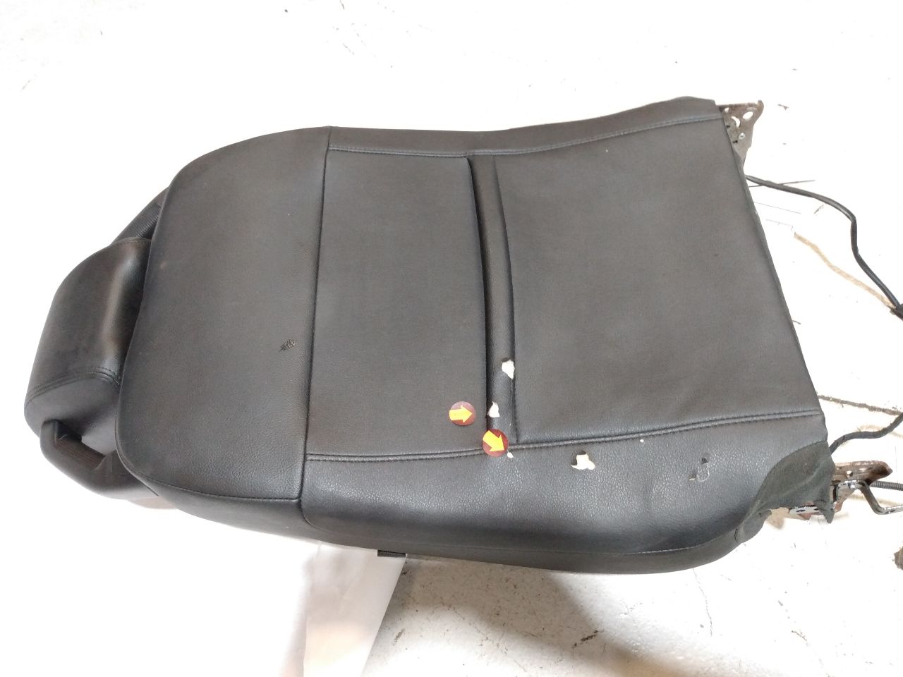 Land Rover LR3 Left Front Seat Back Cushion