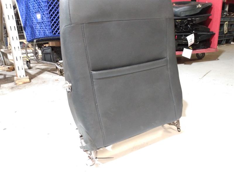 Land Rover LR3 Right Front Seat Back Cushion