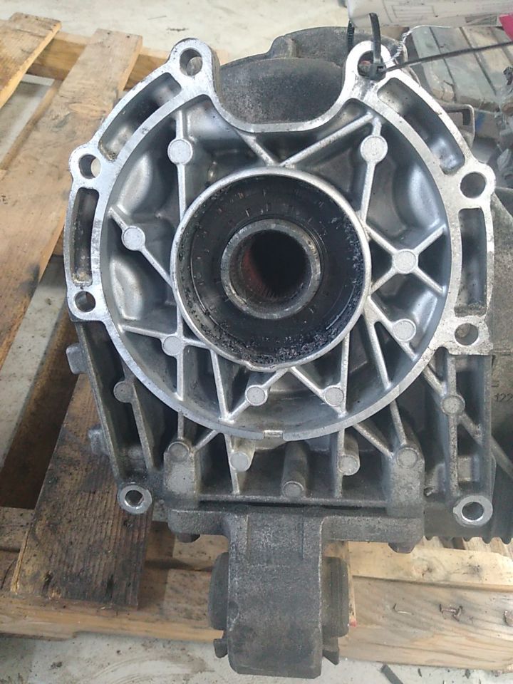 Land Rover LR3 Transfer Case Assembly