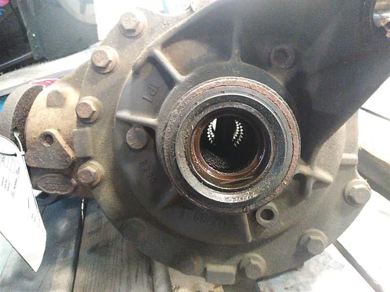 Land Rover LR3 Rear Differential Assembly