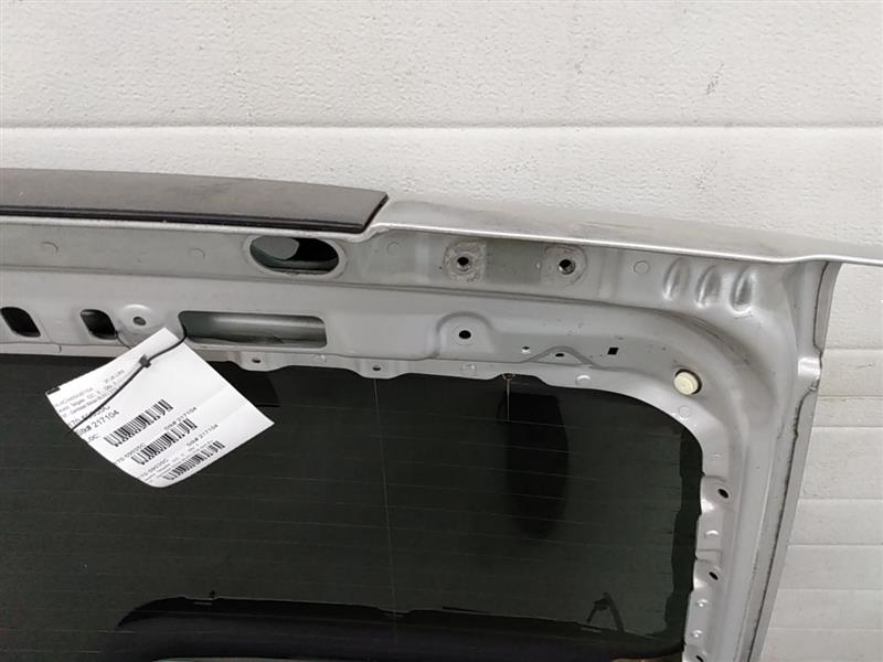 Land Rover LR3 Rear Upper Lift Gate