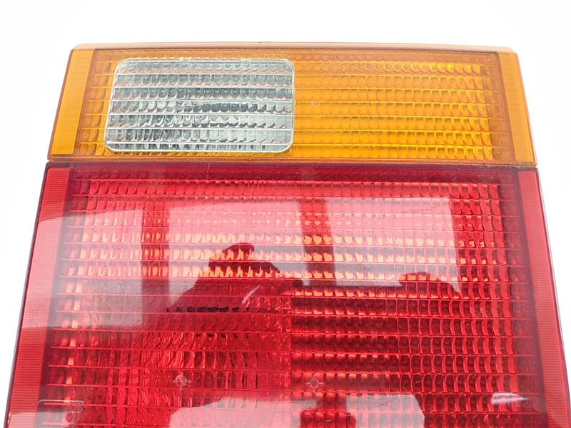 Land Rover Range Rover Right Rear Tailgate Mounted Light - 0