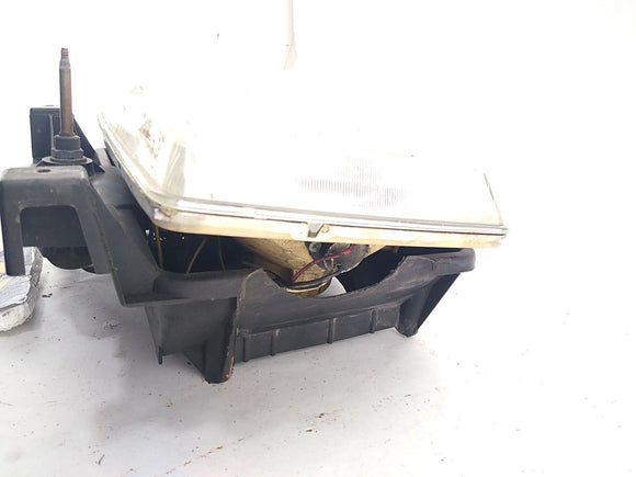 Land Rover Range Rover Right Front Head Lamp Assembly