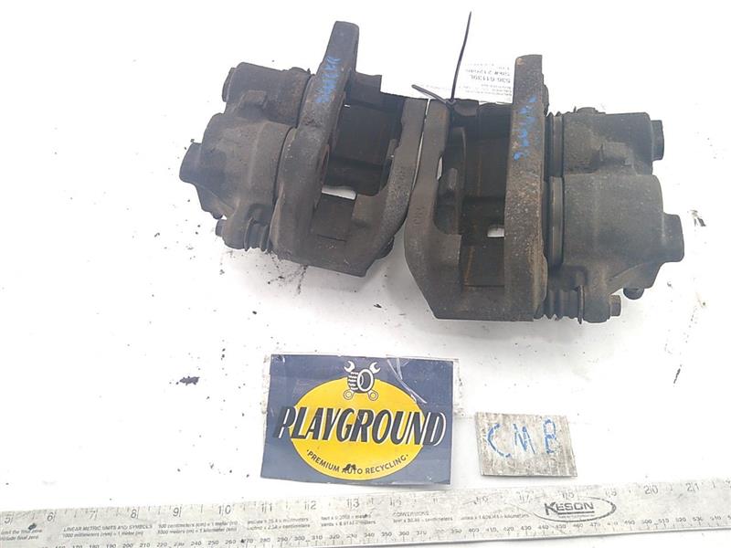 Land Rover Range Rover Front Brake Caliper Set