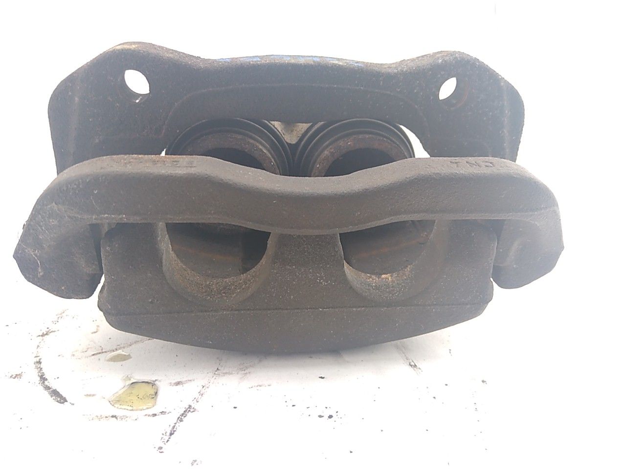 Land Rover Range Rover Front Brake Caliper Set