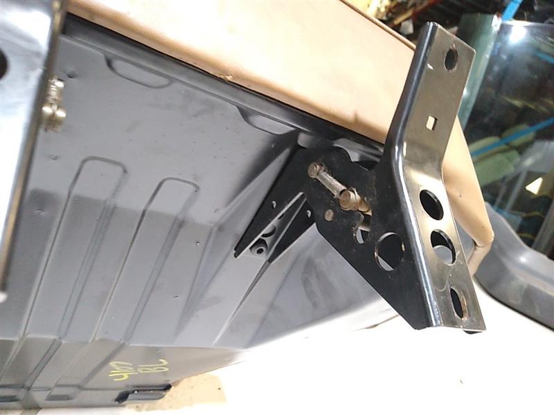 Land Rover Range Rover Left Rear Seat