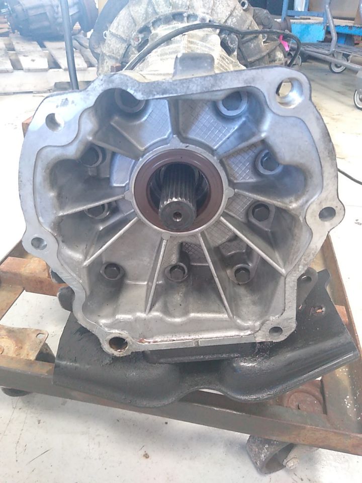 Land Rover Range Rover Transmission Assembly - 0