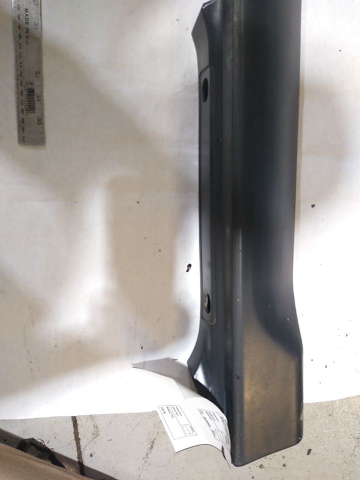 Land Rover Range Rover Right Rocker Panel