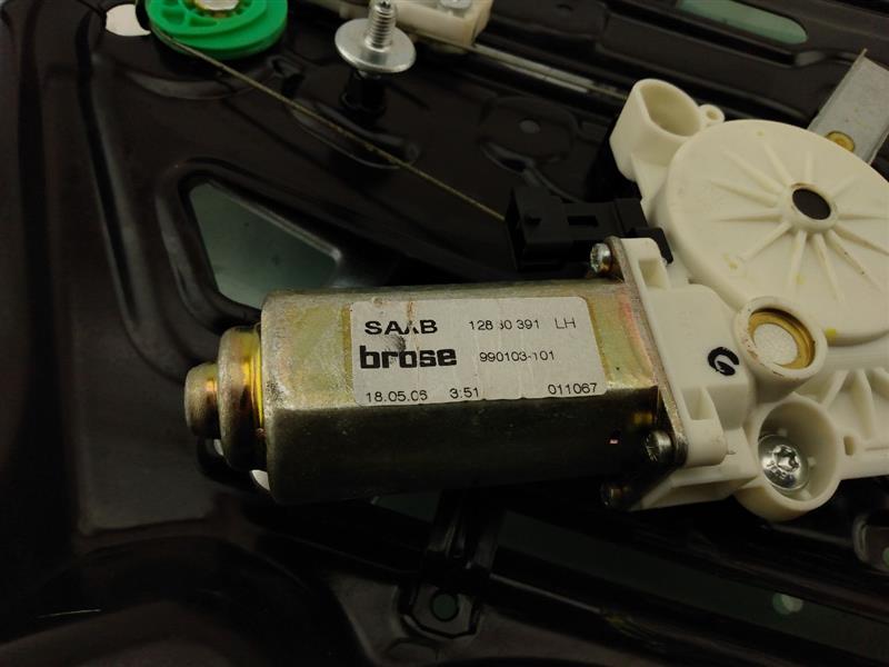 Saab 9-3 Quarter Window Regulator With Glass - Passenger