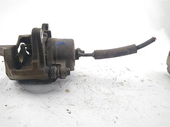 Pontiac Solstice Front Brake Caliper Set