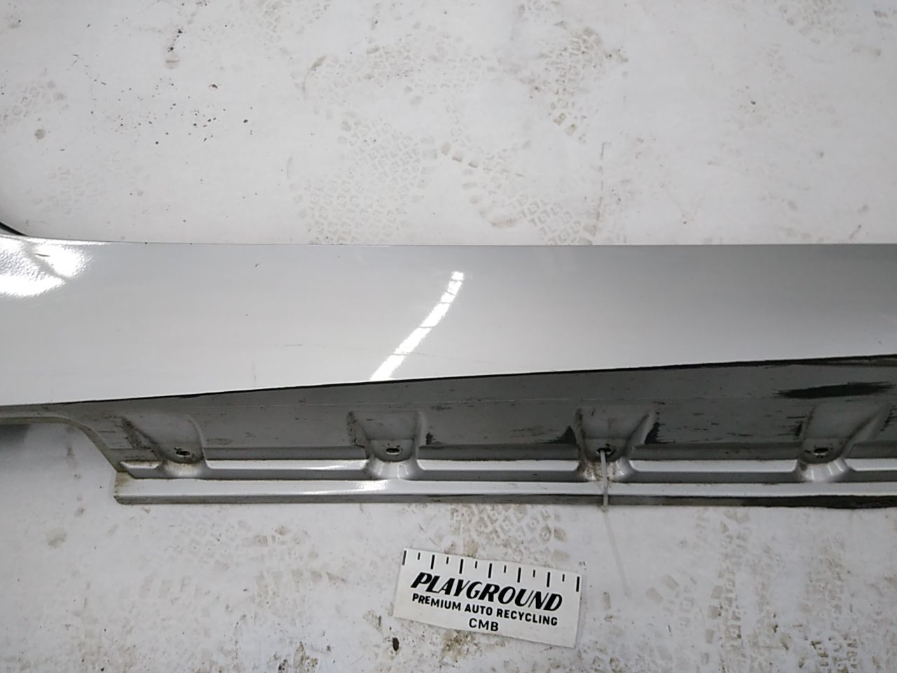 BMW Z4 Right Side Skirt Panel