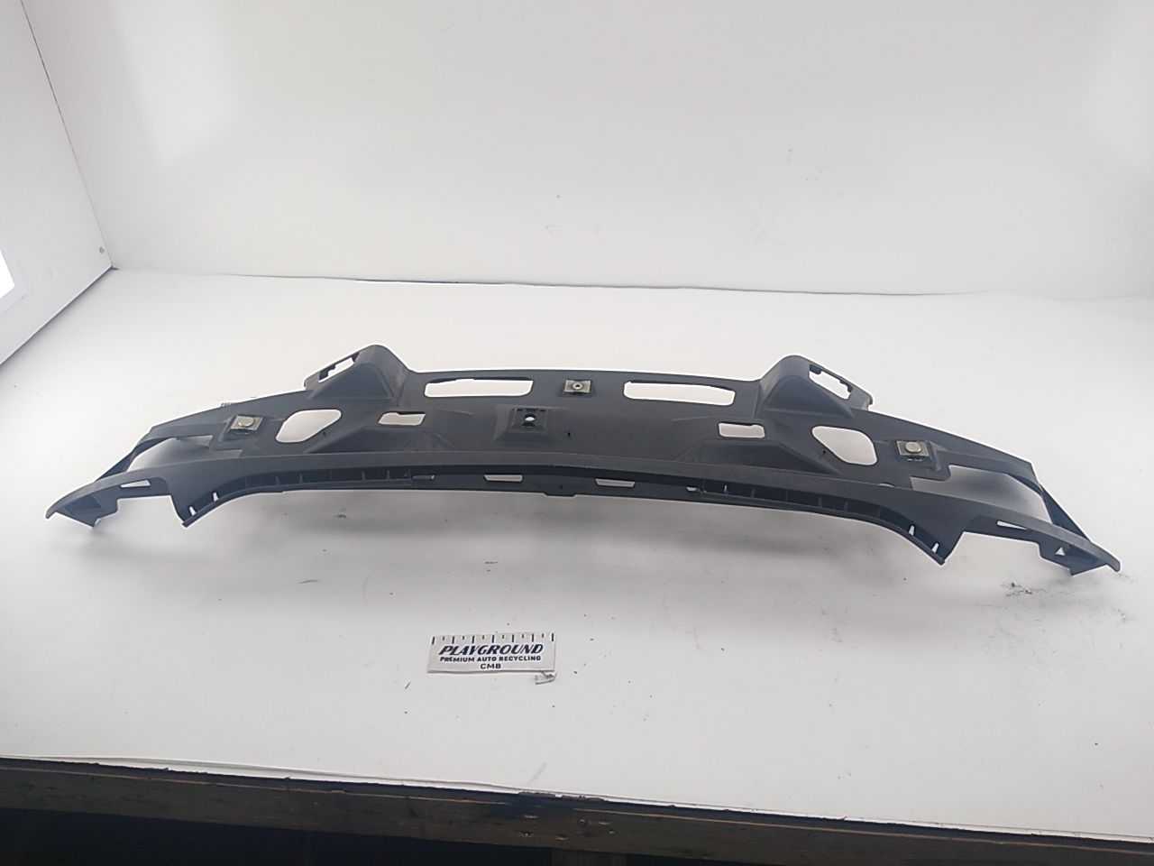 Chrysler Crossfire Rear Bumper Reinforcement Bracket