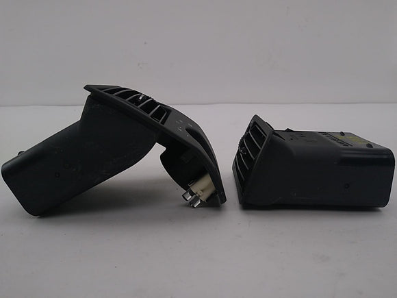Mercedes SLK230 Dash Air Vent Set