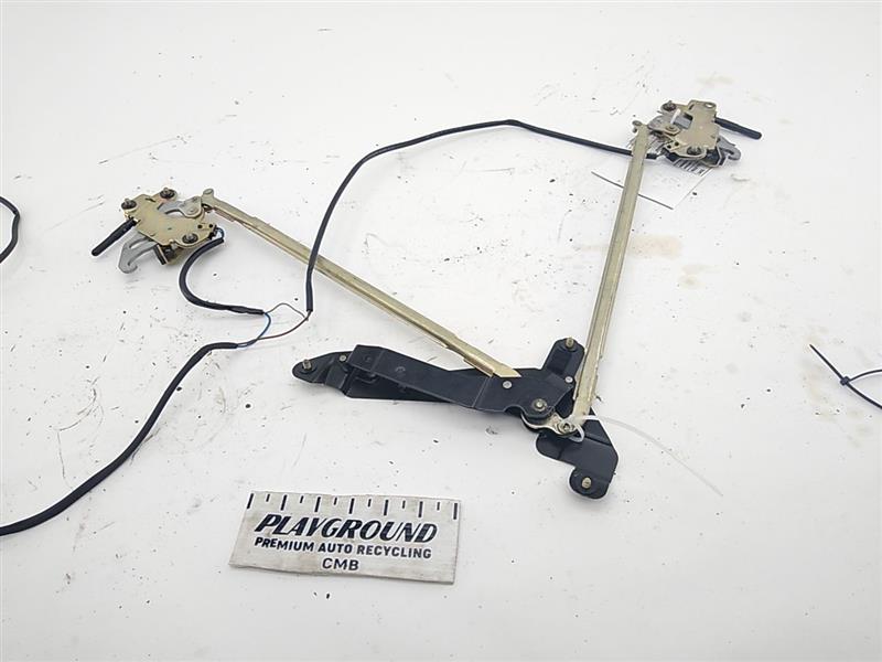 Mercedes SLK230 Convertible Top Lock Hydraulic Latch Assembly