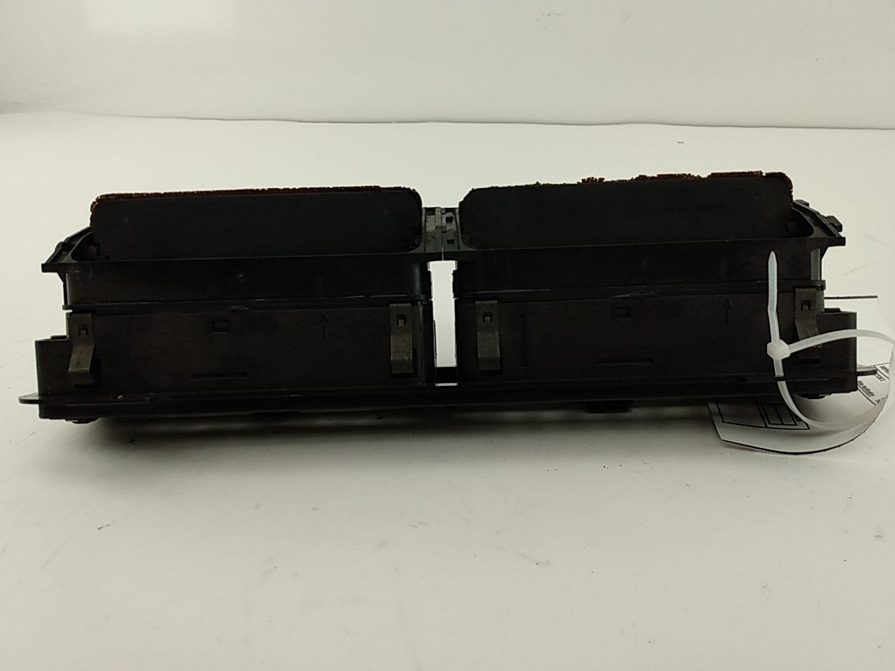 Jaguar XK8 Front Center Dash Vent