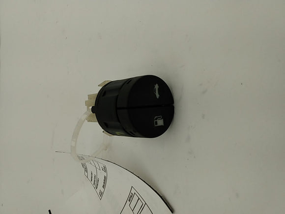 Jaguar XK8 Fuel Filler and Trunk Release Switch