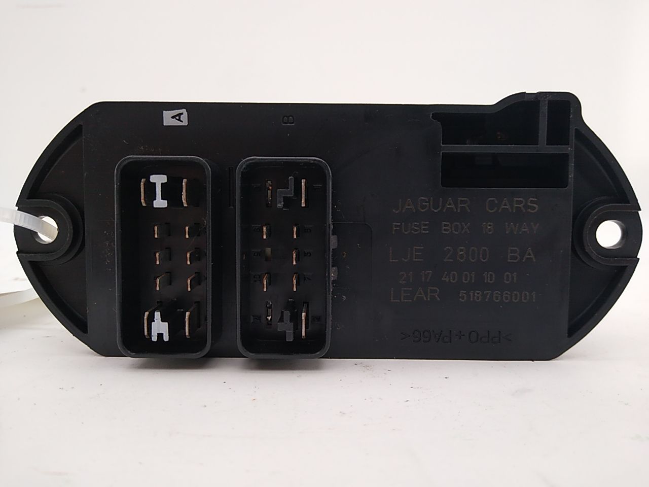 Jaguar XK8 Front Right Dash Fuse Box