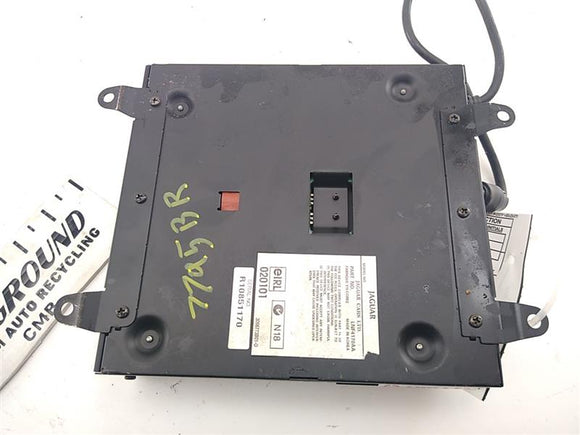 Jaguar XK8 Radio Amplifier