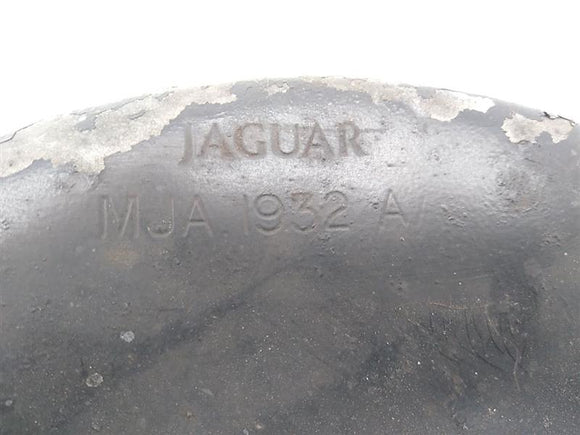 Jaguar XK8 Right Front Knuckle Assembly