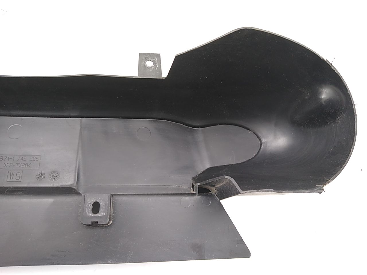 BMW Z3 Radiator Upper Intake Trim Cover