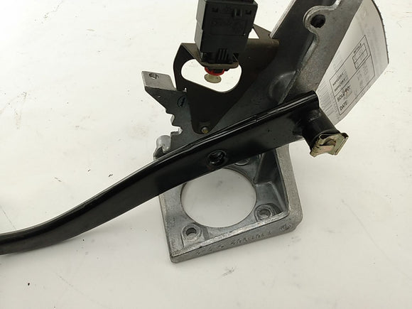 BMW Z3 Brake Pedal Assembly