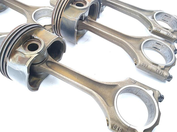 BMW Z3 2.5L 6 Cylinder Piston Set