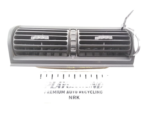 BMW Z3 Front Center Dash Air Vent