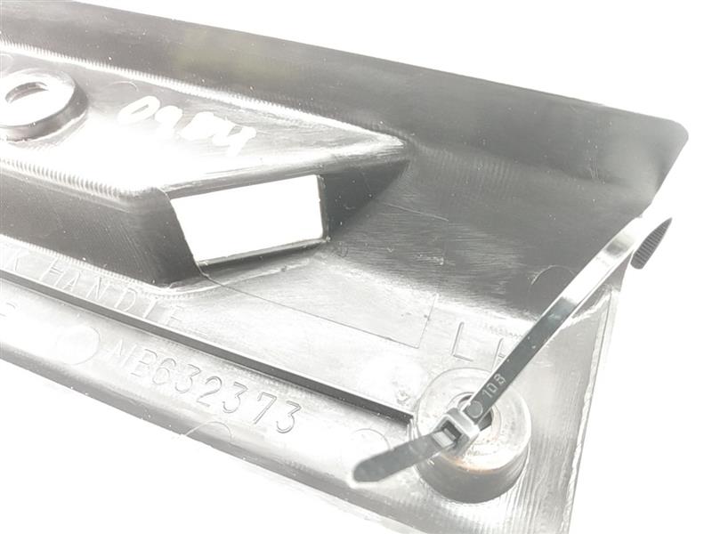 Dodge Stealth Hatch Lever Trim
