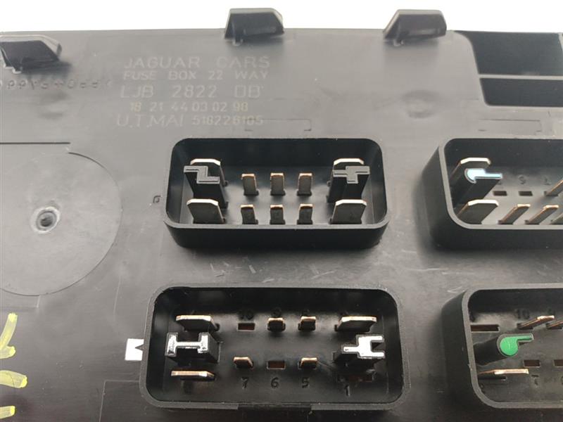 Jaguar XK8 Trunk Fuse Box