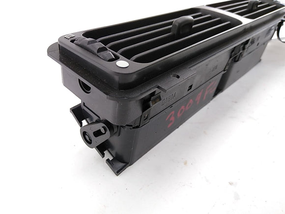 Jaguar XK8 Front Center Dash Vent