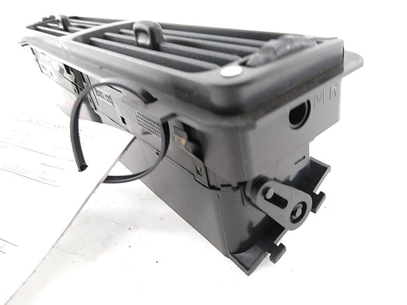 Jaguar XK8 Front Center Dash Vent