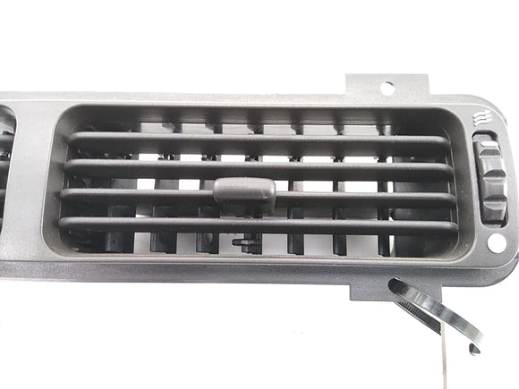 Jaguar XK8 Front Center Dash Vent