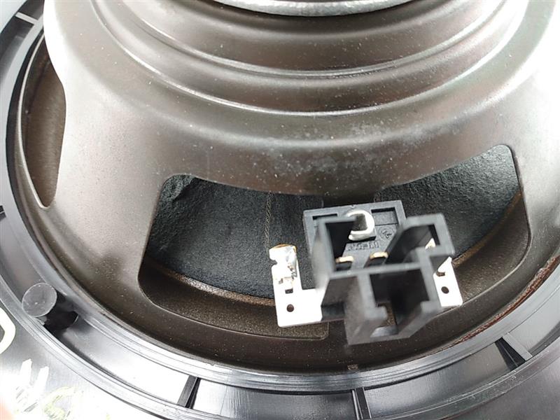 Jaguar XK8 Rear Center Subwoofer