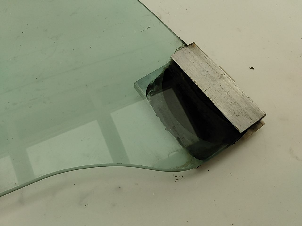 Jaguar XK8 Front Right Door Window