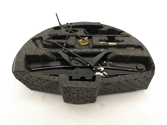 Jaguar XK8 Car Jack And Tools