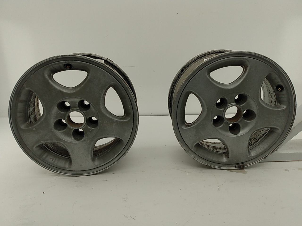 Mitsubishi 3000GT Set Of 2 OEM 3000GT Wheels