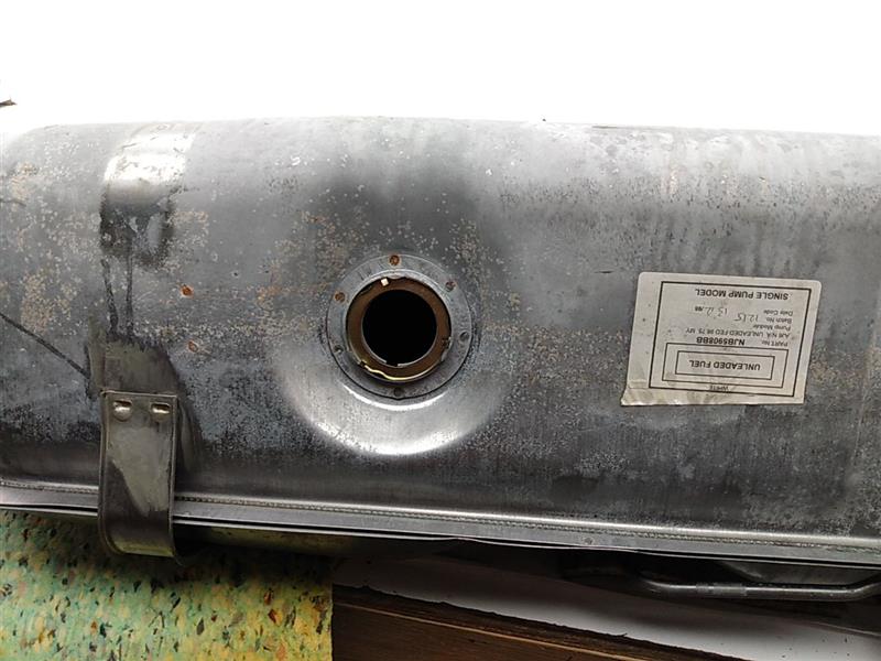 Jaguar XK8 Fuel Tank