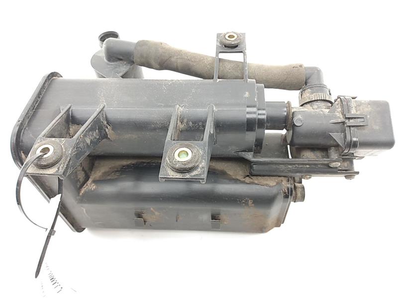 BMW Z4 Fuel Vapor Charcoal Canister Assembly