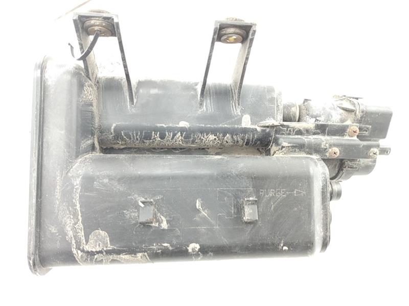 BMW Z4 Fuel Vapor Charcoal Canister Assembly