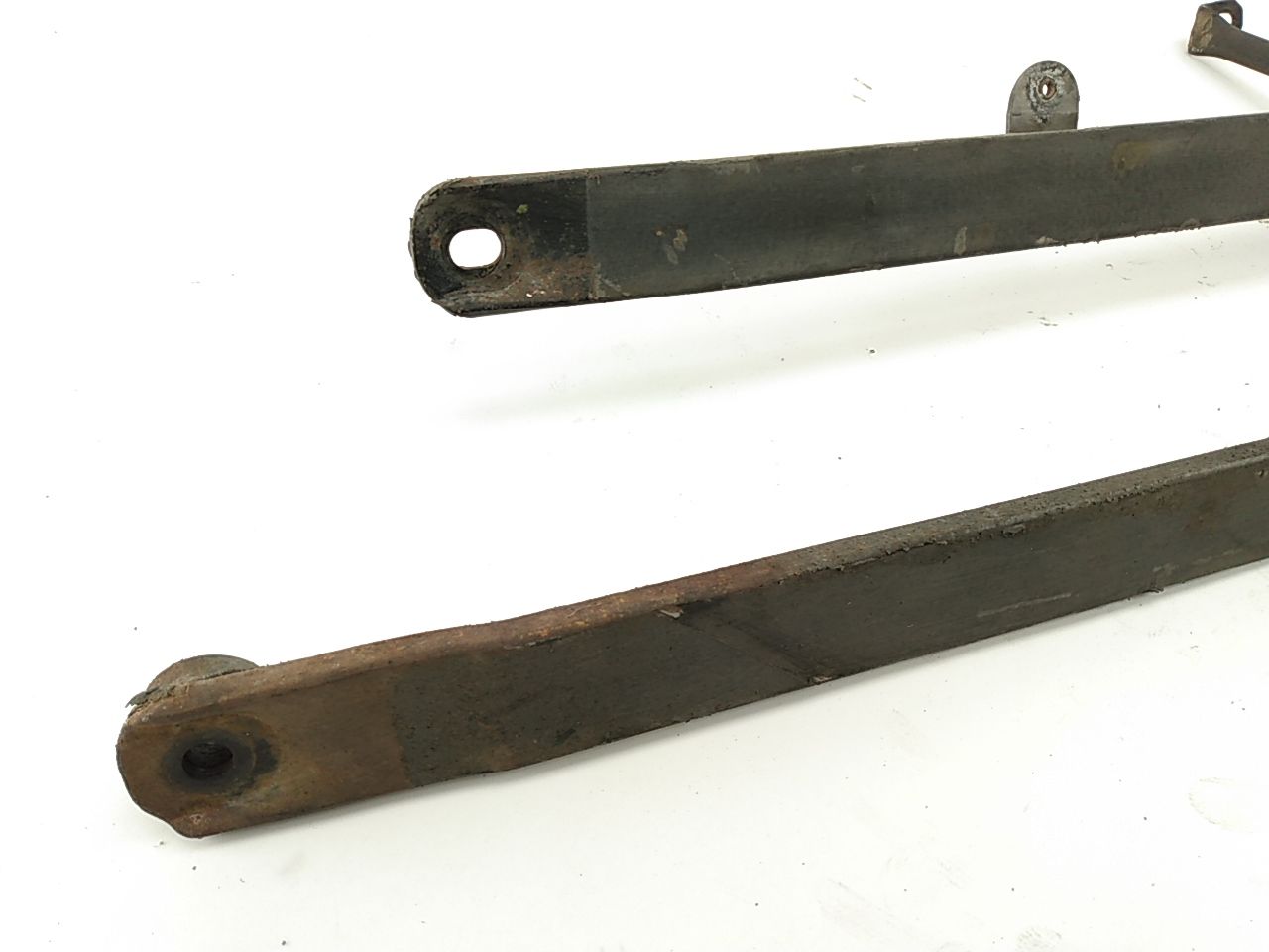 BMW Z4 Set Of Lower Suspension Support Brackets (2)