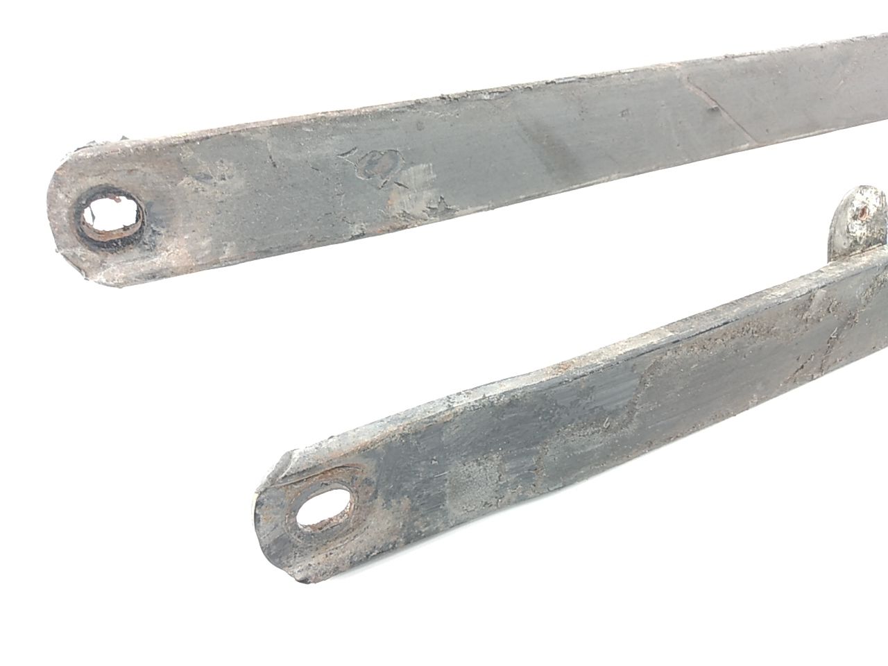 BMW Z4 Set Of Lower Suspension Support Brackets (2)