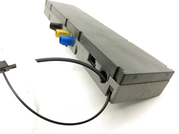 BMW Z4 Radio Antenna Amplifier Diversity Module