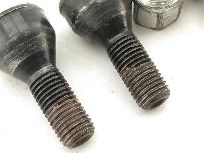 BMW Z4 Anti-Theft Wheel Lug Bolts