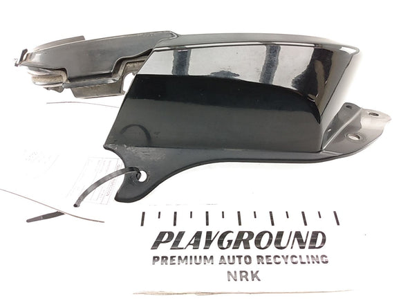 BMW Z4 Right Rear Tail Light Bezel